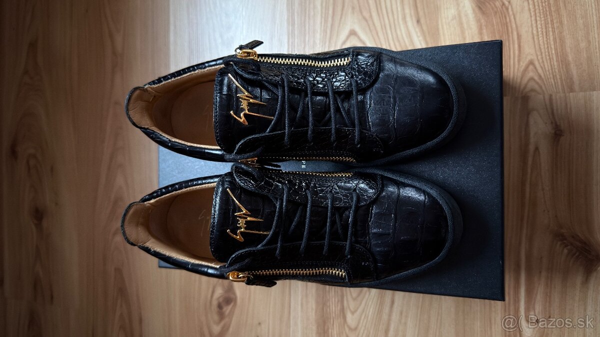 Predám Giuseppe Zanotti 41 - 2