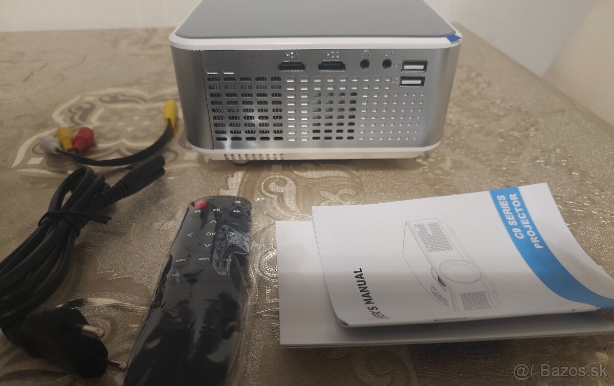 Projektor KRUGER & MATZ s WiFi a bluetooth - 2