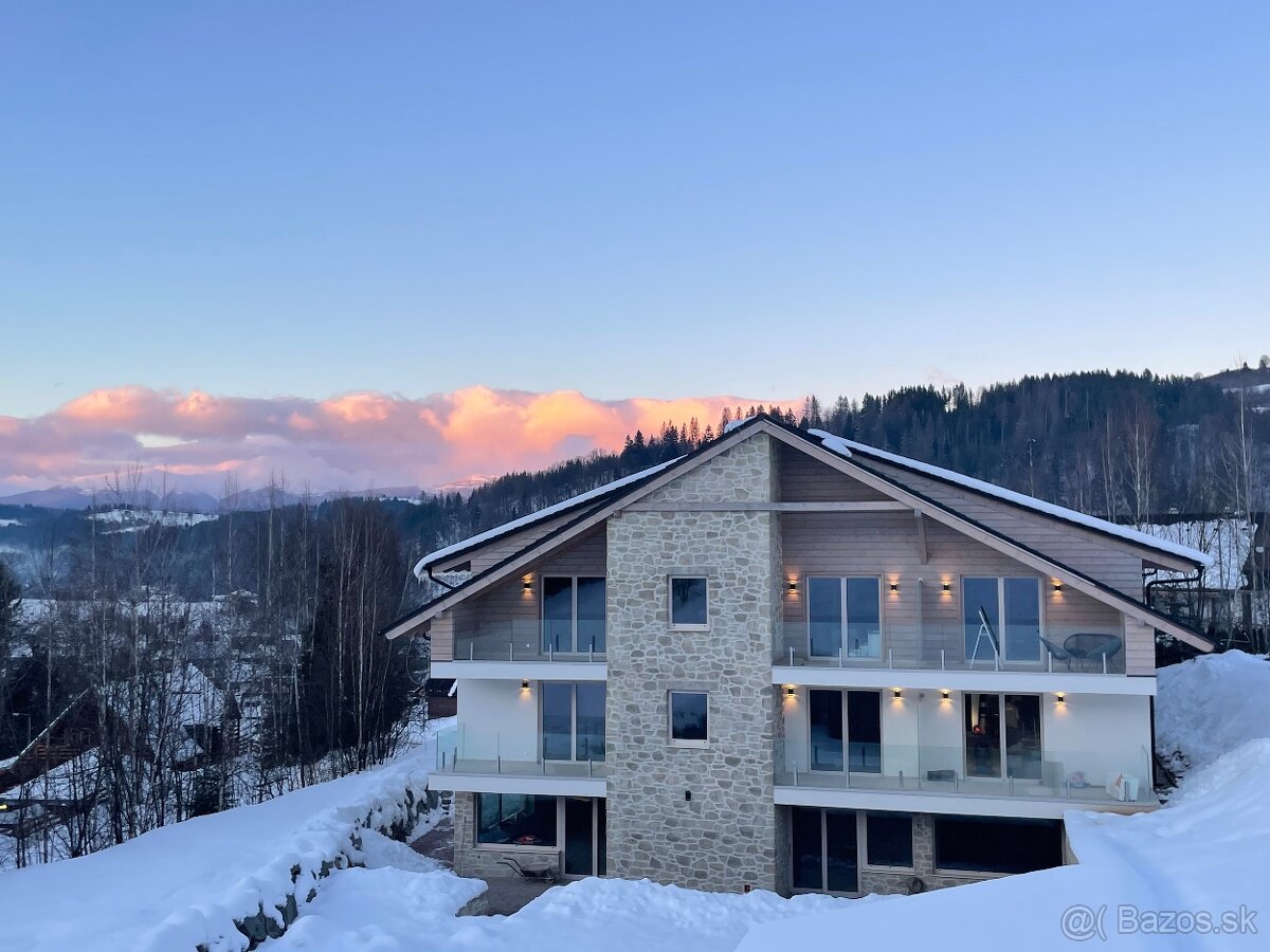 TOP PONUKA: Luxusný 4-izbový apartmán priamo na svahu 🏔️✨ - 2