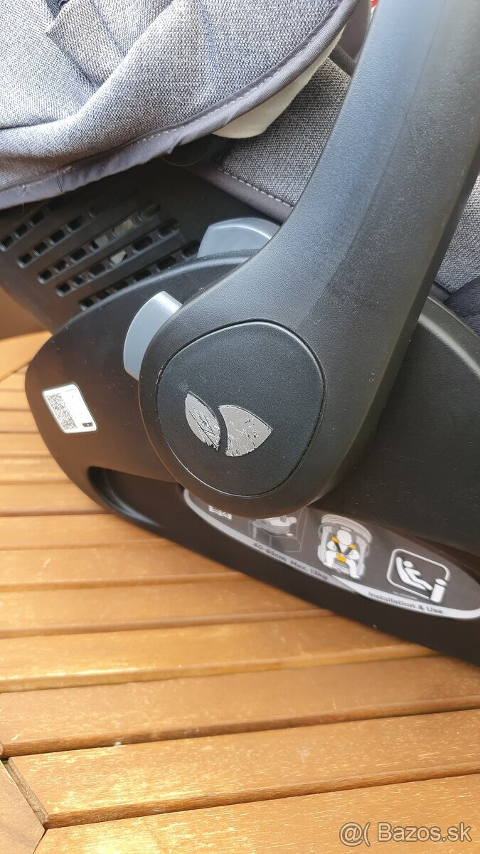 Autosedačka - vajíčko Joie signature + otčná isofix - 2
