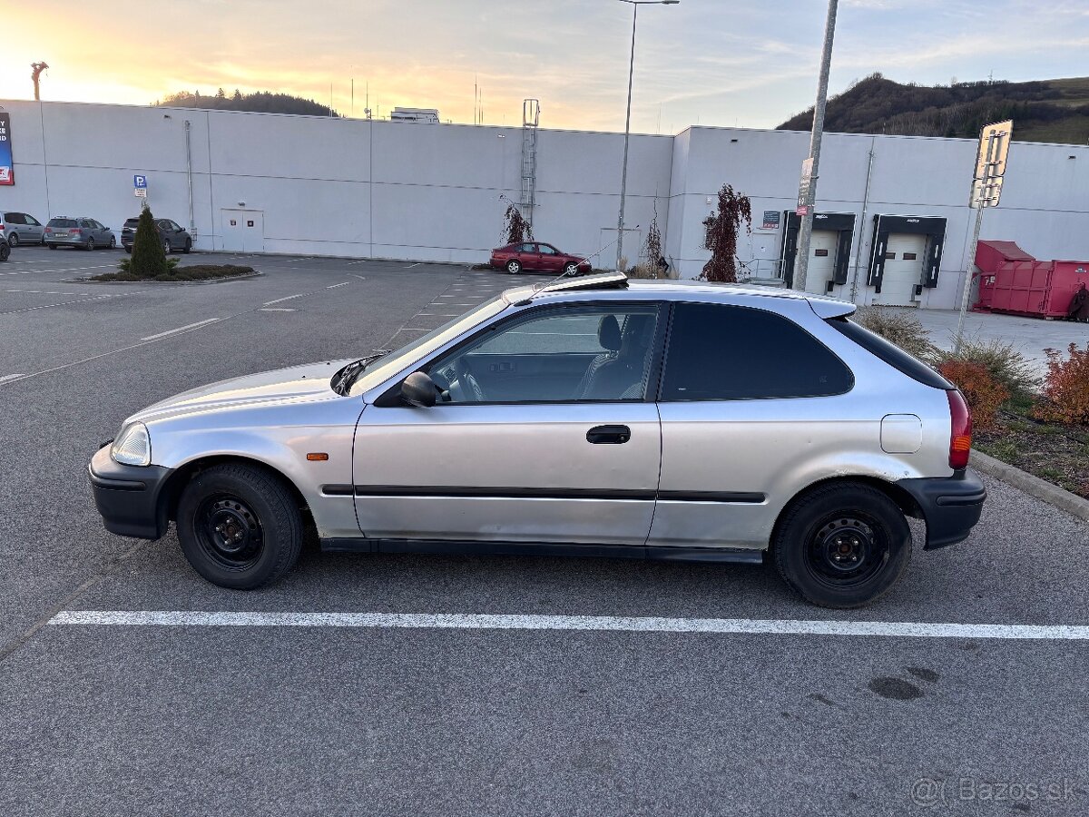 Honda civic 6G 1.4is 66kw - 2