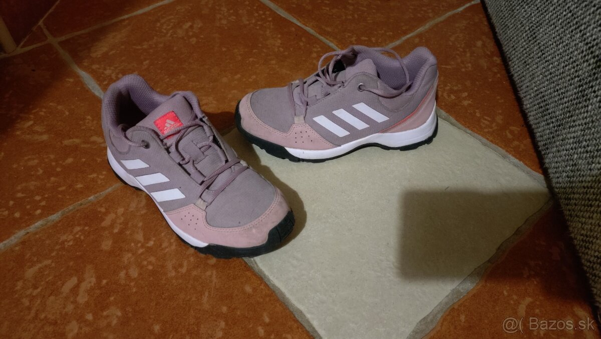 ADIDAS vel. 33 - 2
