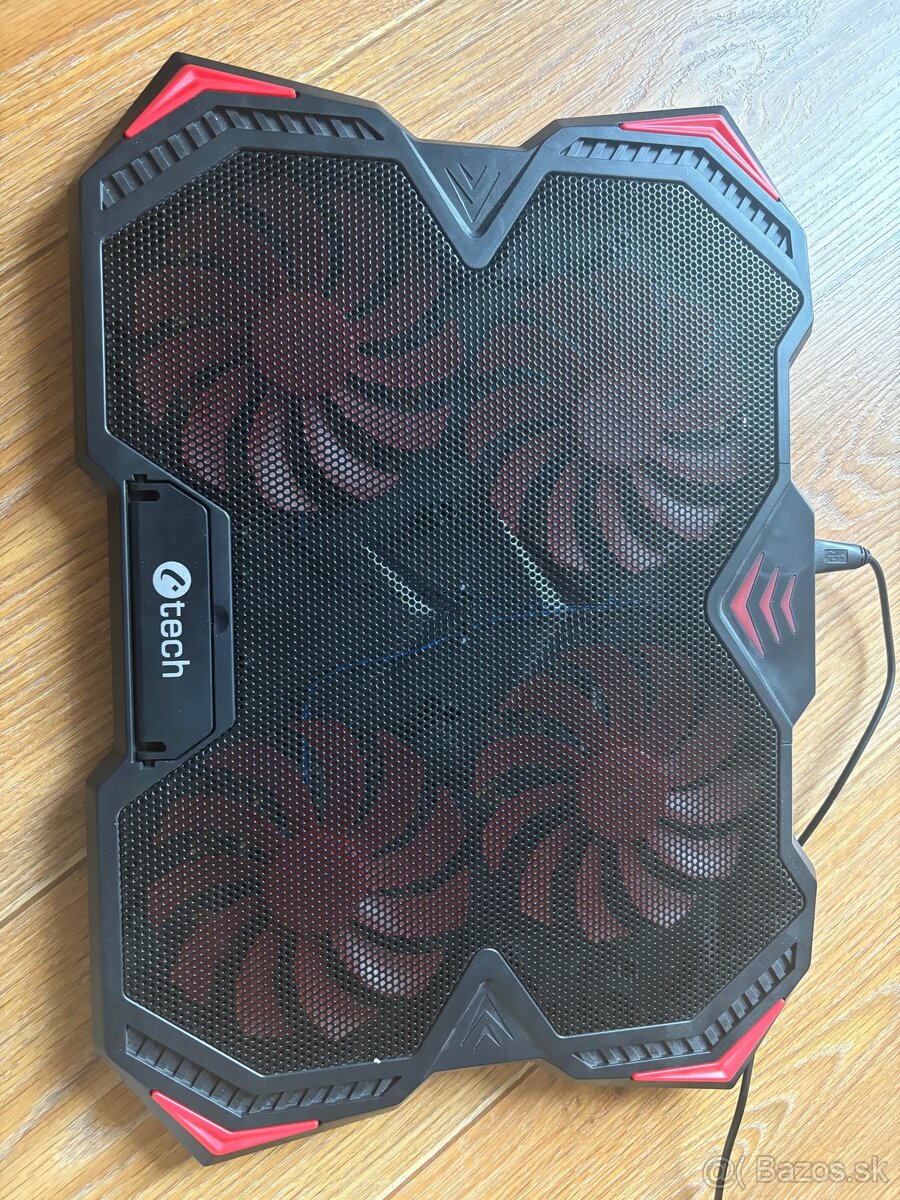 Chladiaca podložka pod notebook C-TECH Zephyros NTB, 17,3" - 2