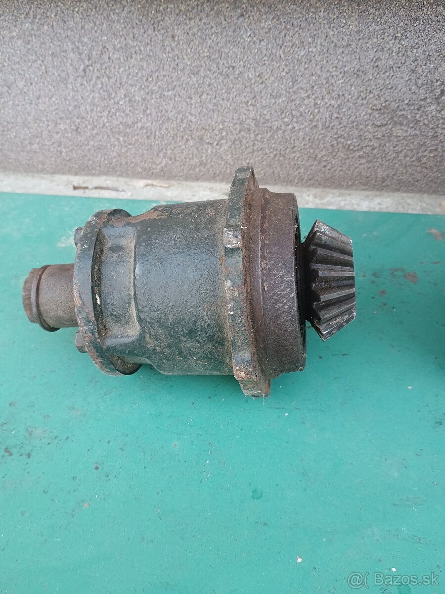 Diely na traktor Zetor - 2