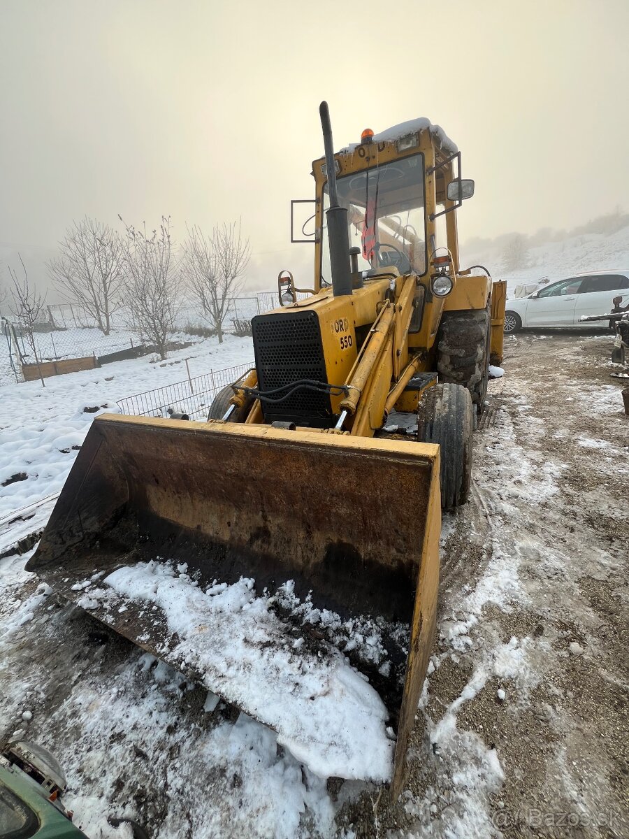 FORD 550 – traktorbager, rýpadlo-nakladač – - 2