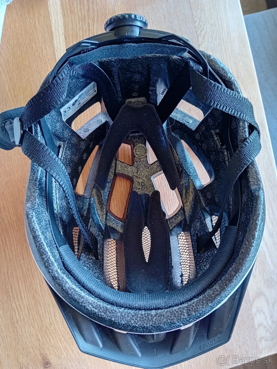 Cyklistická juniorská prilba - 2