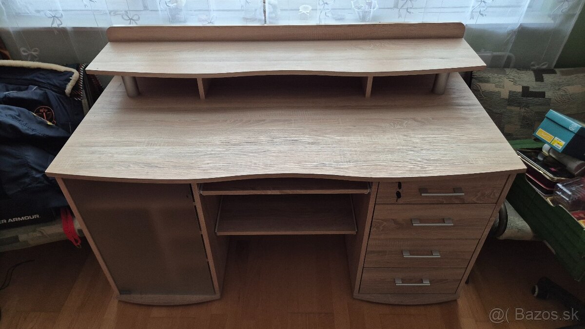 Kancelársky stôl na predaj - 2