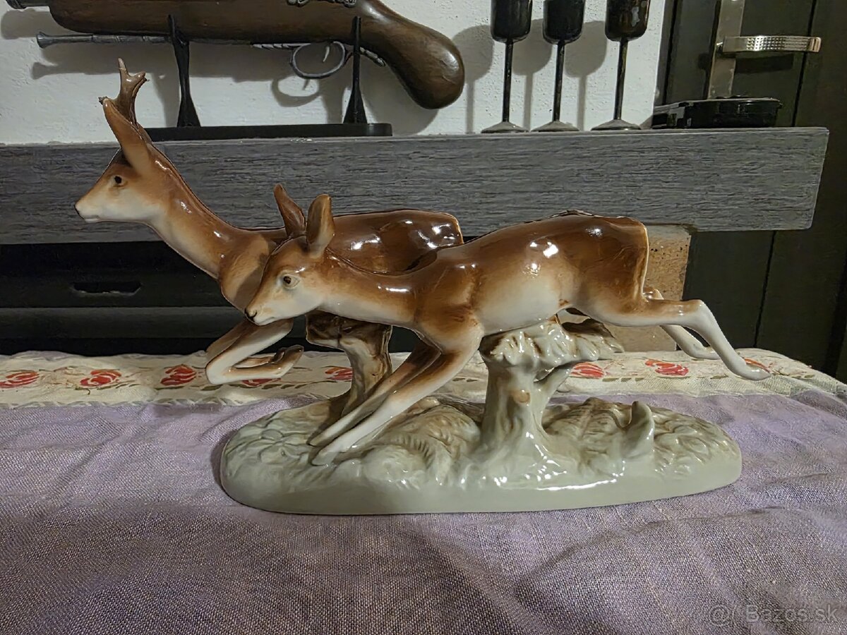 Royal Dux bežiace srnky - 2