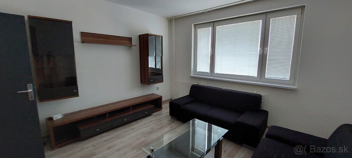 2-izbový byt na prenájom Necpaly - 2