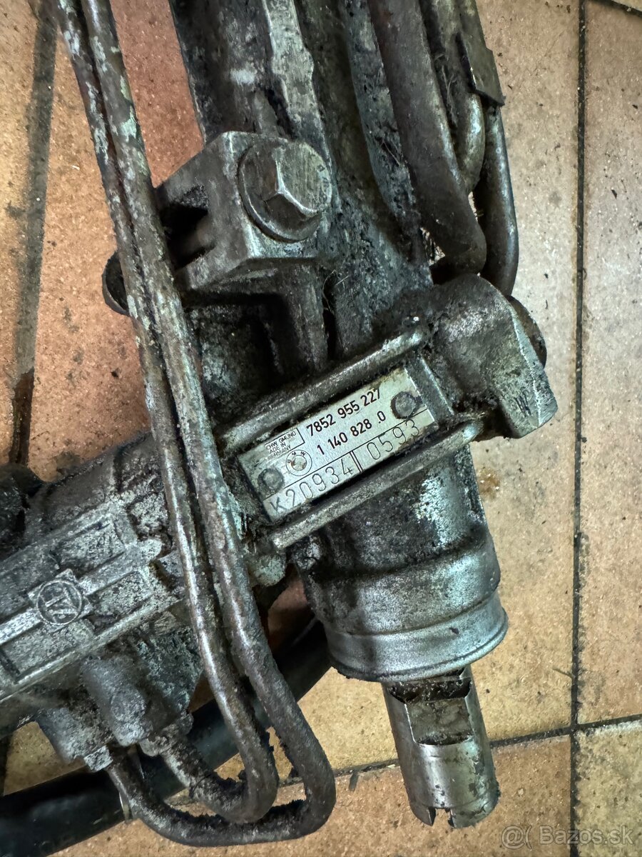 E36 servo - 2