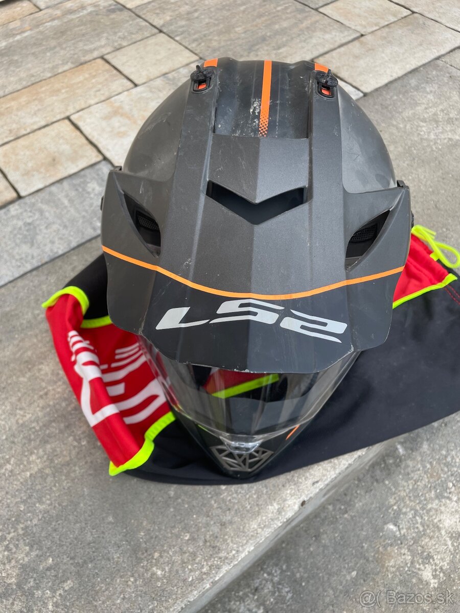 Prilba LS2 Pioneer veľkosť S