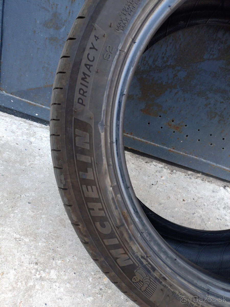 Predam 4ks jazdene pneu Michelin 225/45 R 17 91W letne - 2