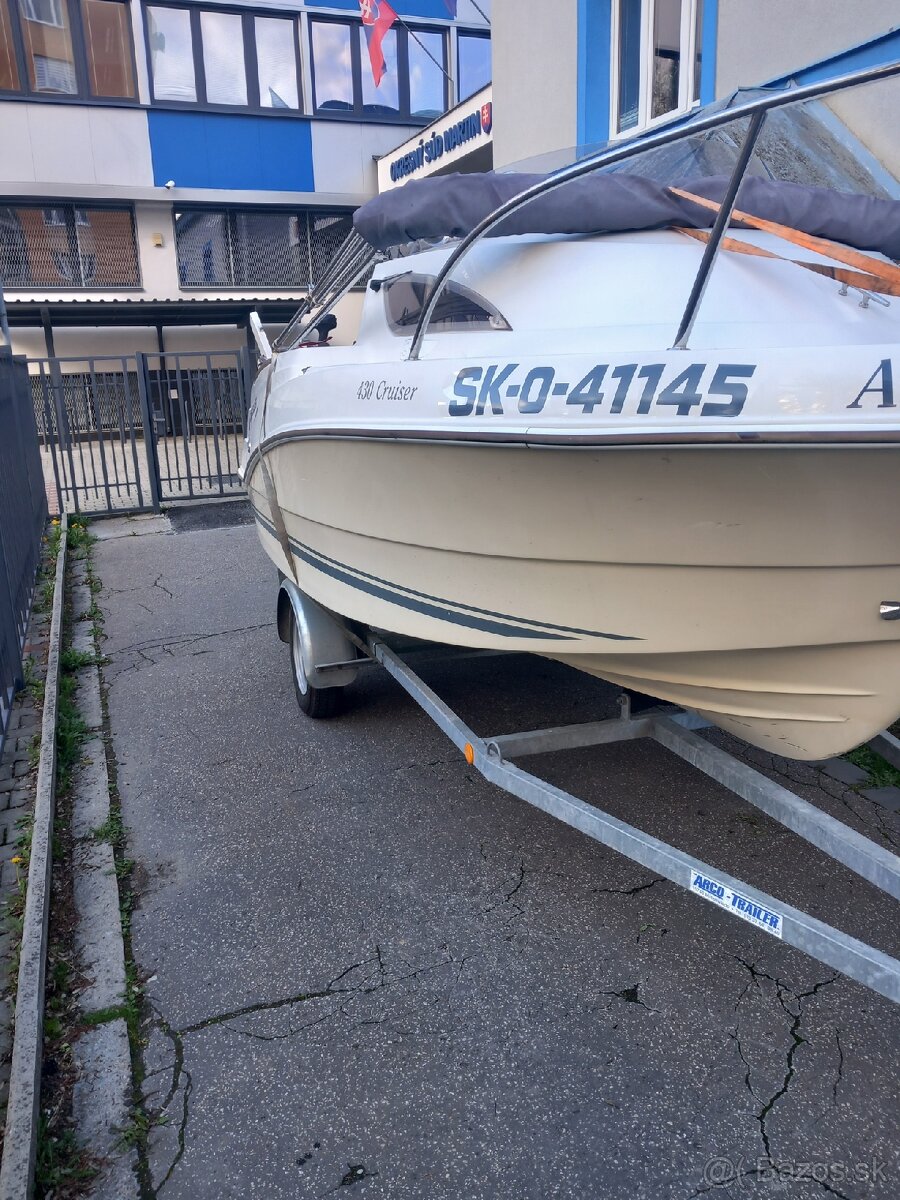 Predam kajutovu lod Quicksilver 430 cruiser .10900 e - 2