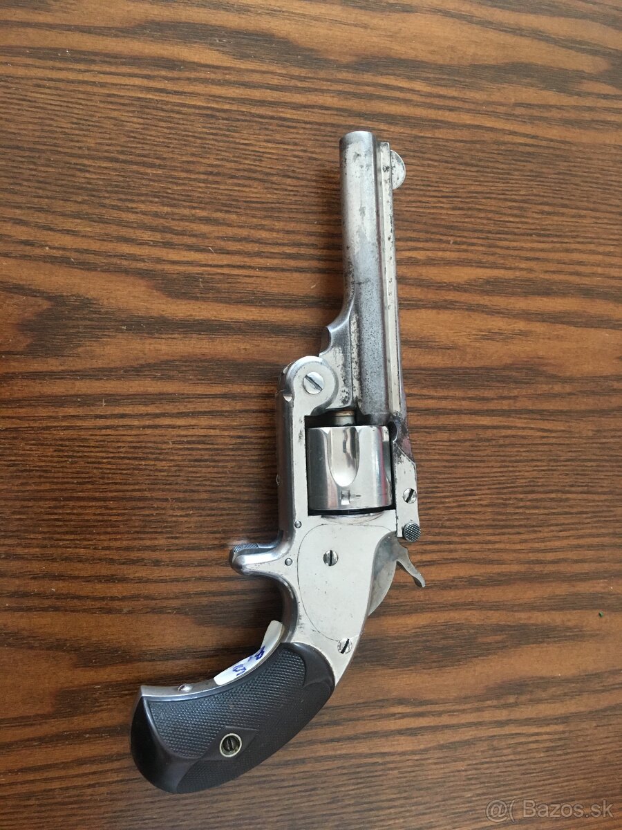 Historický revolver - 2