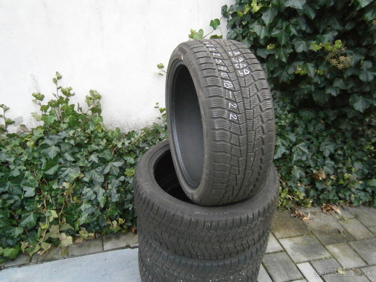 Predám 4x zimné ako nové pneu VIKING 225/40 R18 92VXL - 2