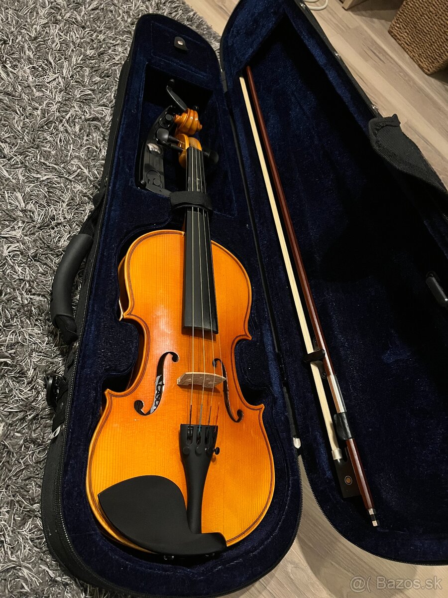 Husle 3/4 - 2