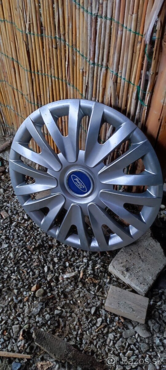 Puklice Ford a Mythos - 2