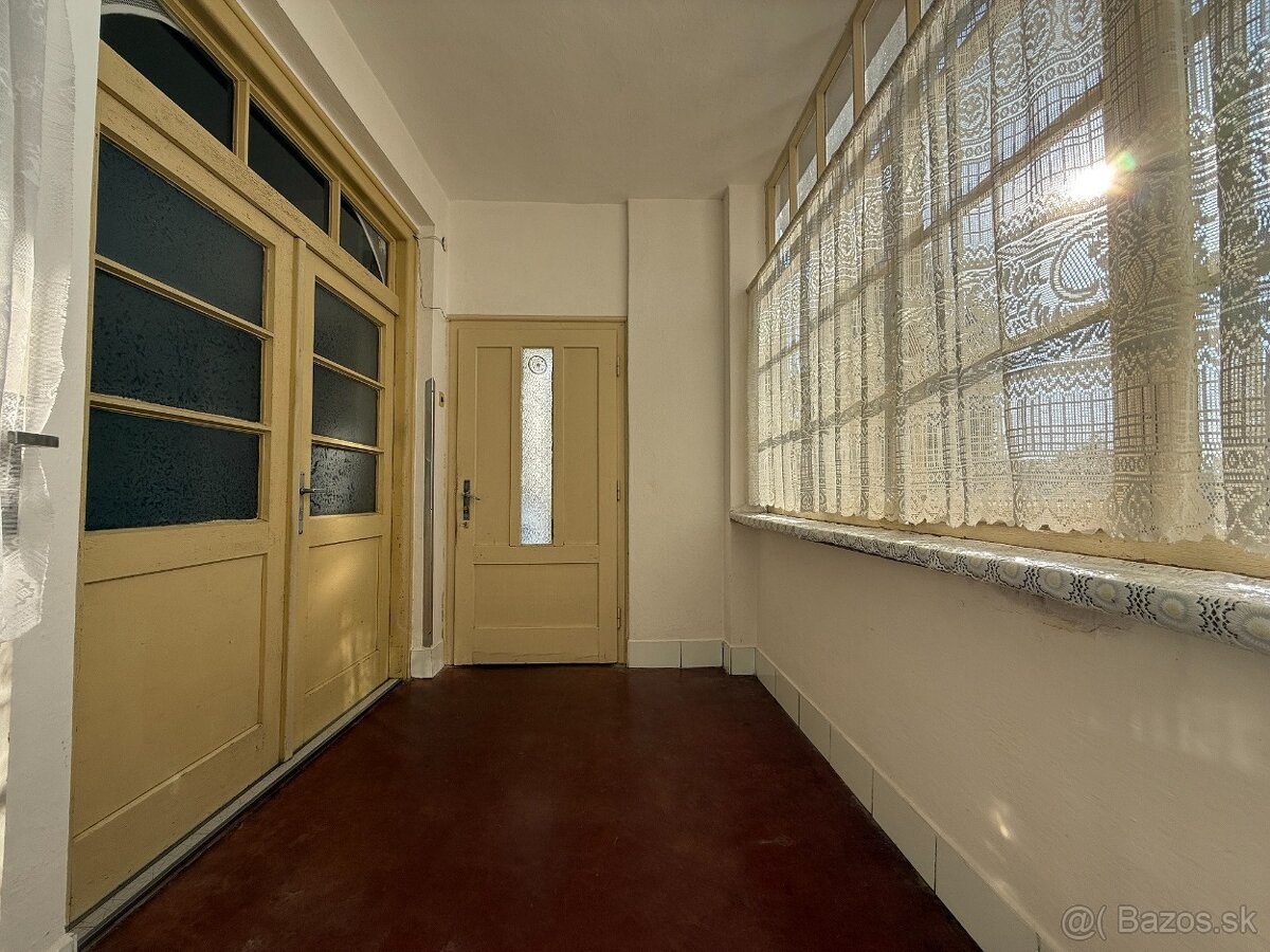 PREDAJ - RODINNÝ DOM - TOPOĽČIANKY - 2