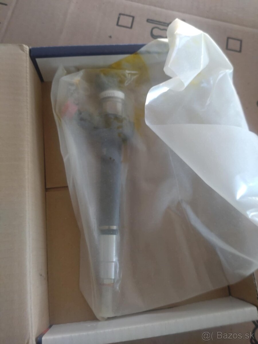 Predám vstrekovaciu trysku denso pre 2,2 hdi - 2