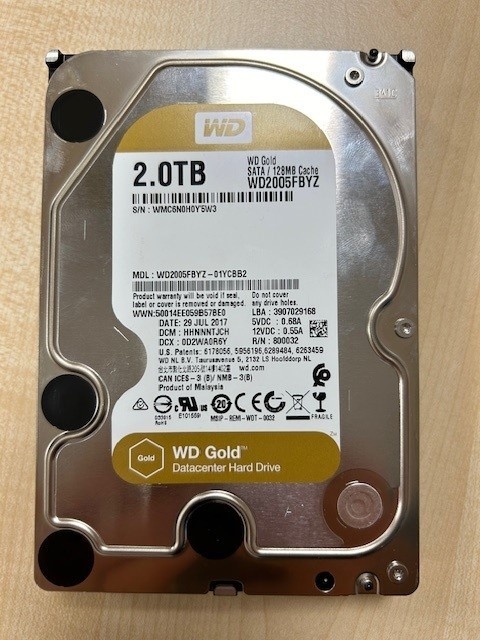 Disky do PC a serverov 3.5" SATA a SAS - 2