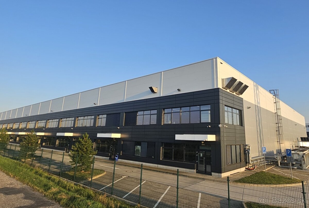 Montážnik sendvičových panelov - 2
