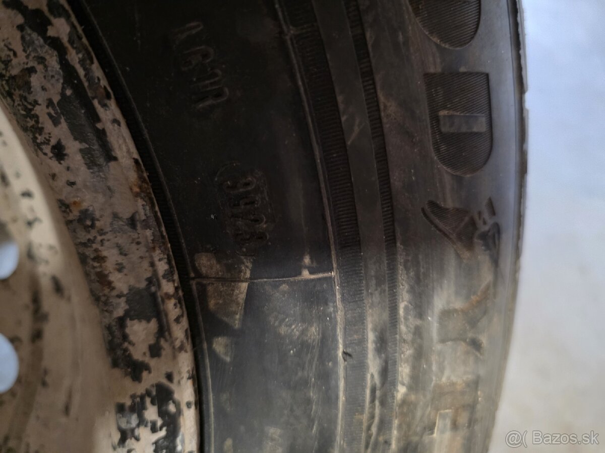 Goodyear UltraGrip Performance+ - 2