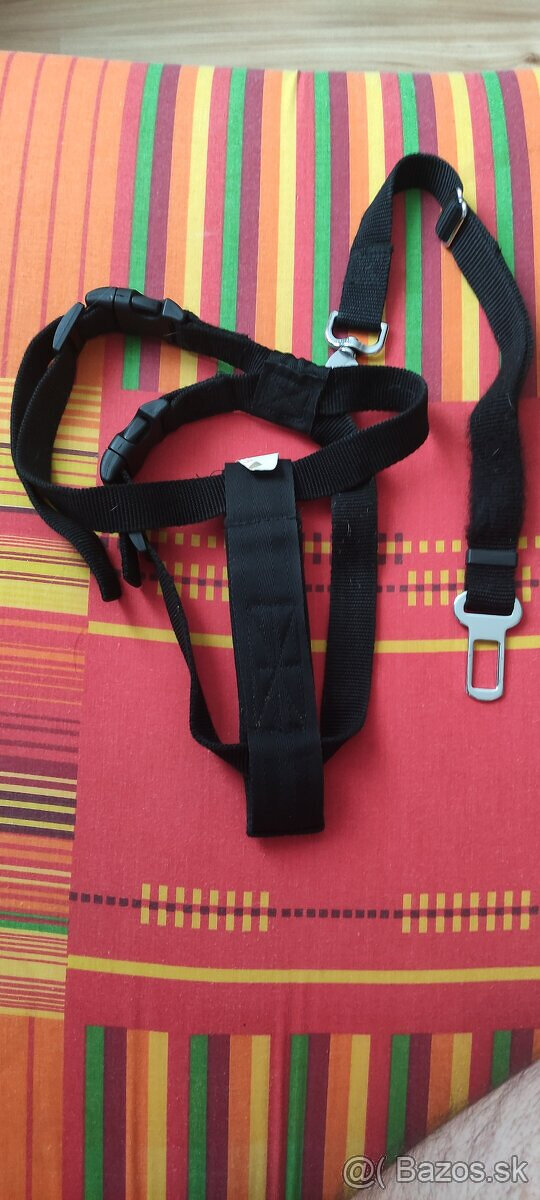 Postroj pre psa do auta M - 2