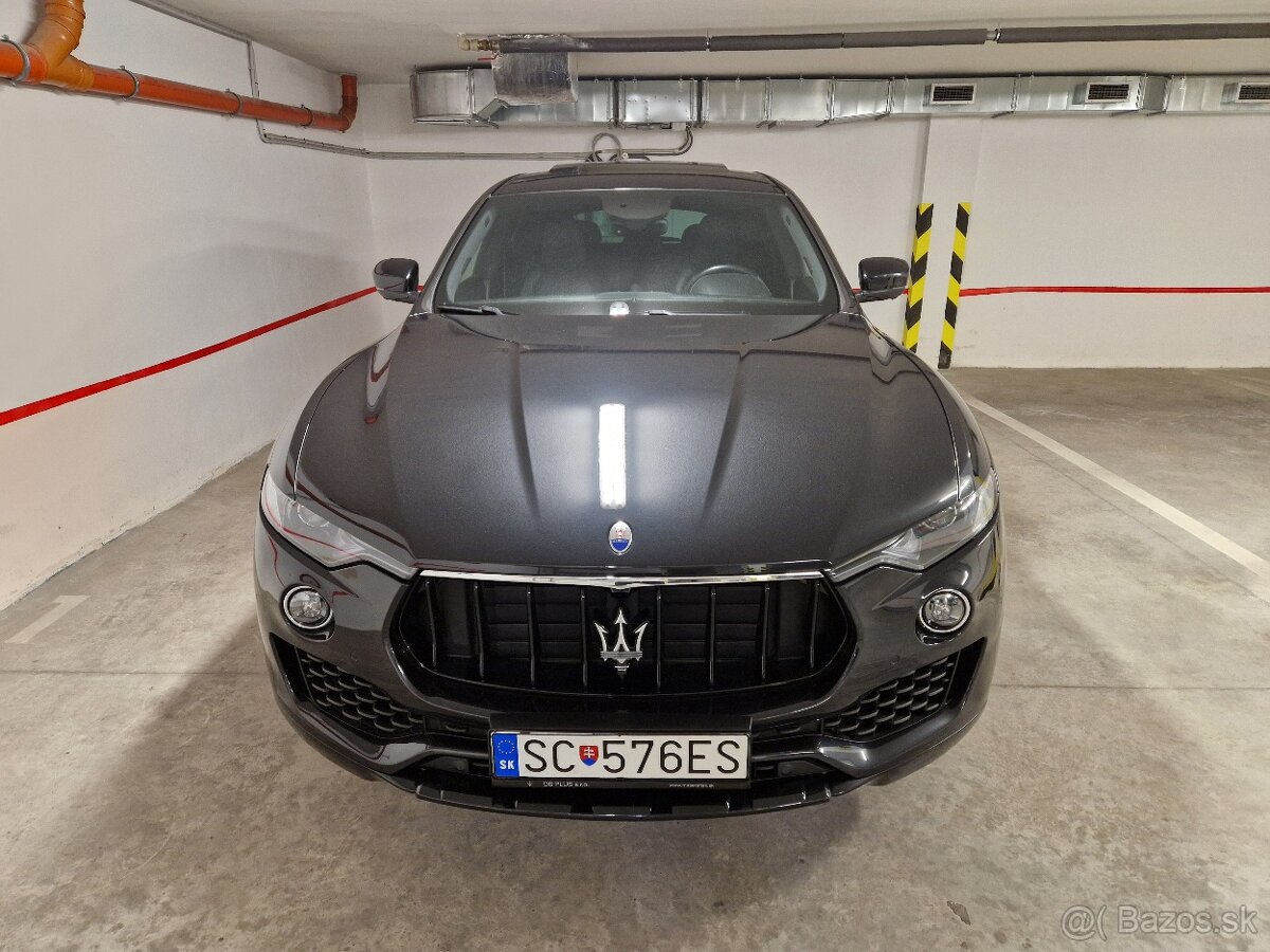 Maserati Levante SQ4 - 2