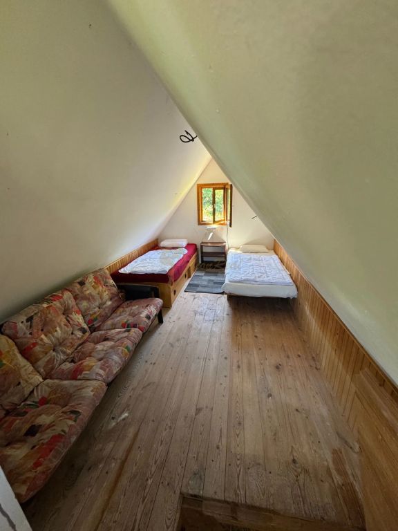 záhradná chata so záhradou, Devínska cesta, Devín - 2