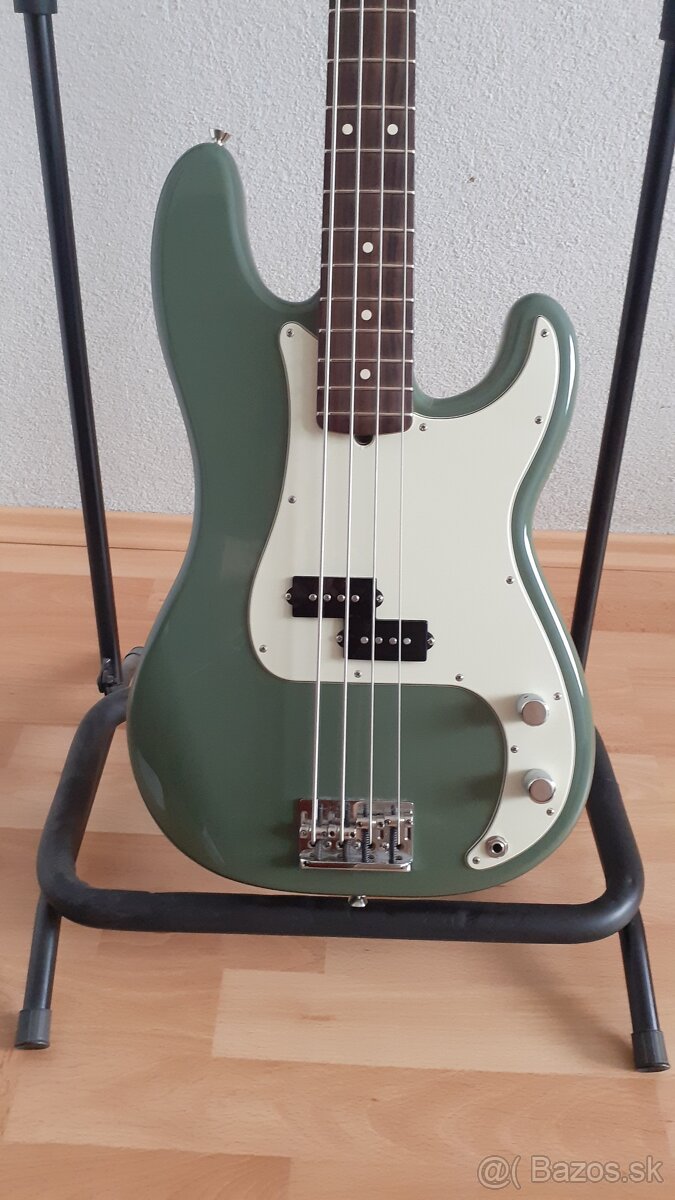 Fender American Professional Precision Bass - 2