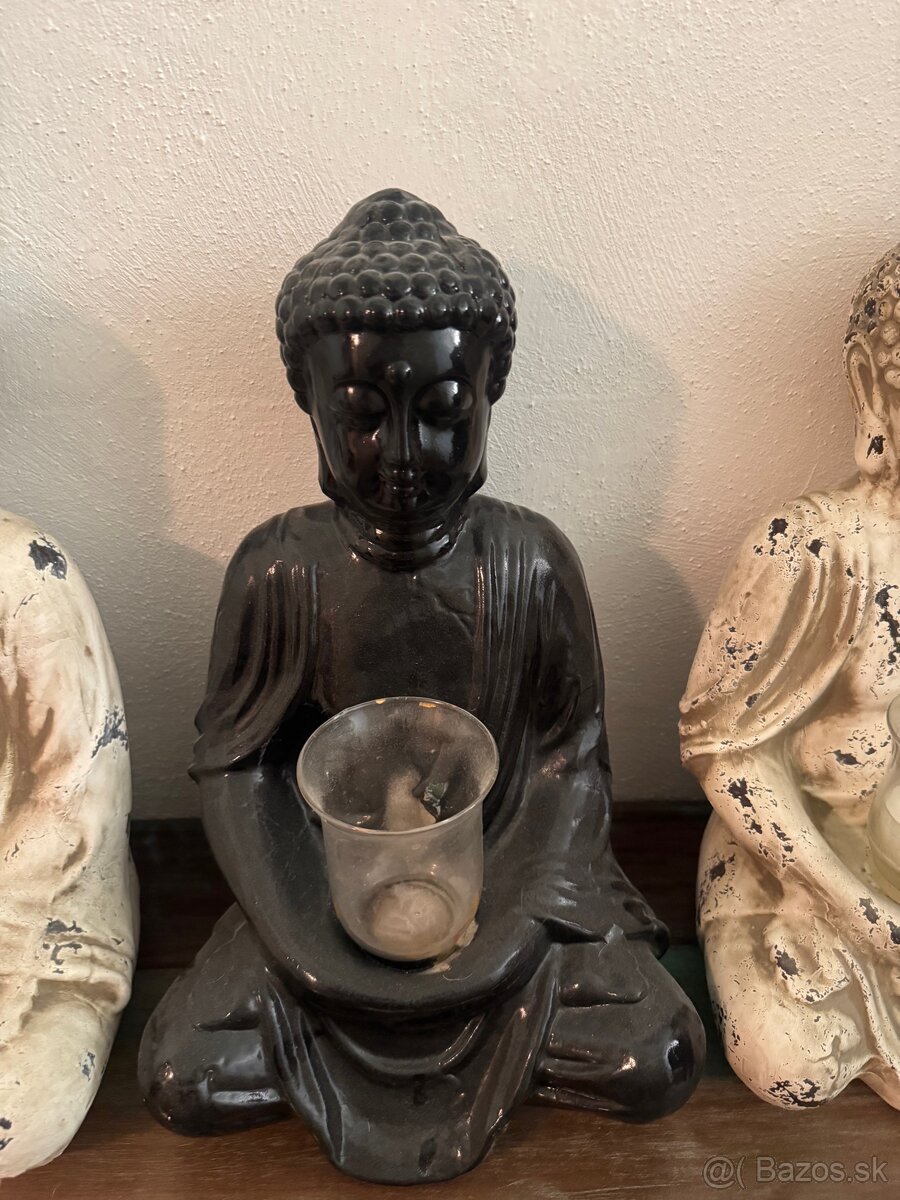 Sochy Budha + lampy - 2