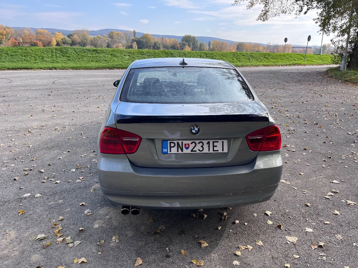 BMW 325i E90 - 2