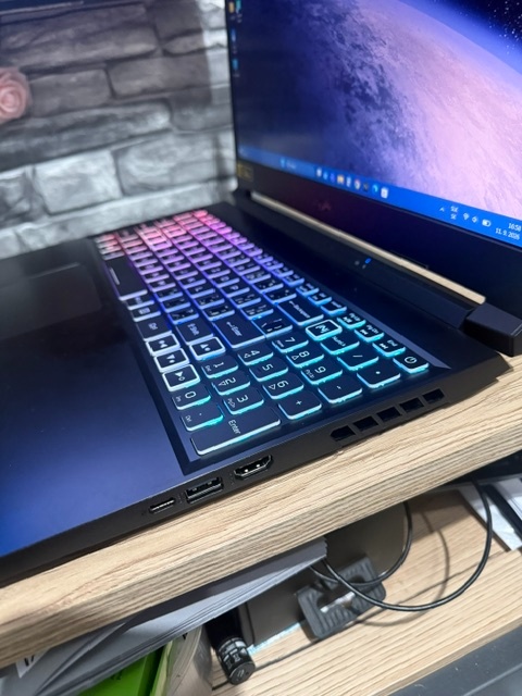 Herný notebook ACER Nitro 5 (AN515-57-784XL - 2