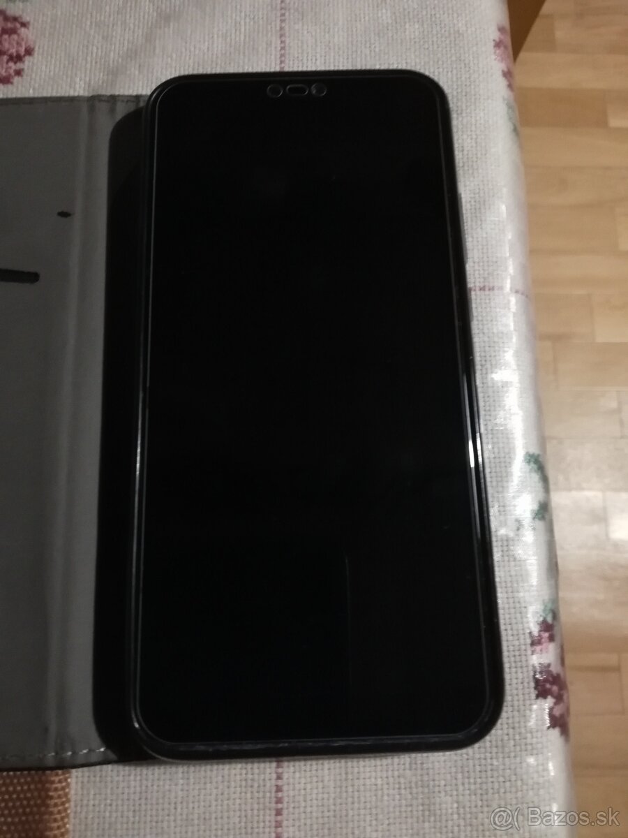 Predám mobil Huawei P20 lite - 2