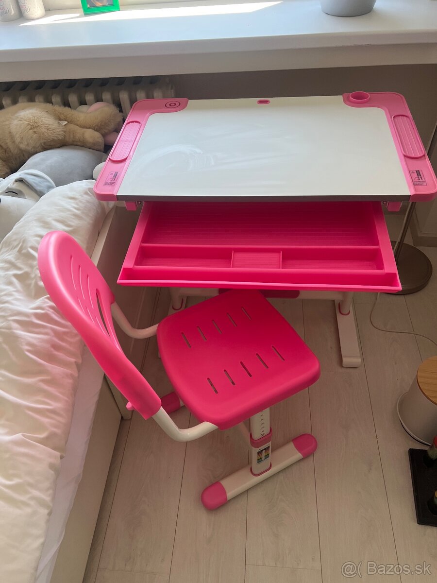 Rastúci detský stôl so stoličkou - ideálne pre prváčku - 2