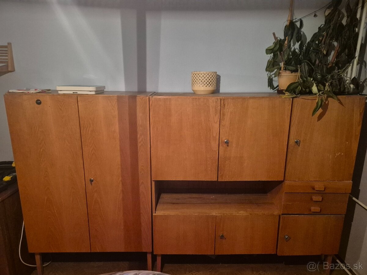 Ponúkam zachovalý retro nábytok z 80tych rokov - 2