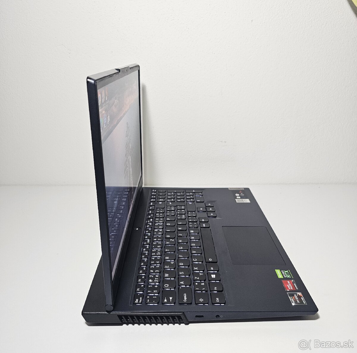 Herný notebook Ryzen 5 RTX 3060 DDR4 16 GB 15.6 166 hz - 2