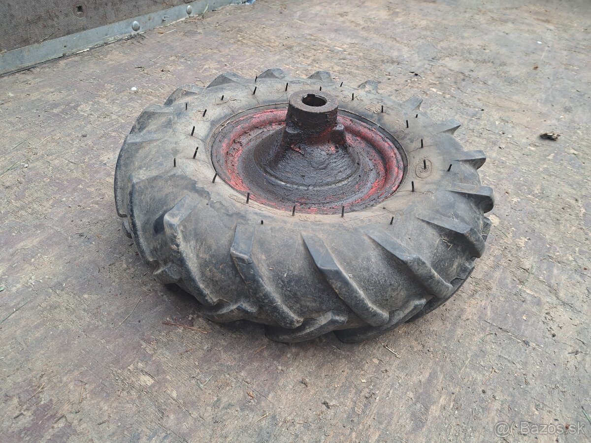 Mf 70, koleso bez brzdy - 2