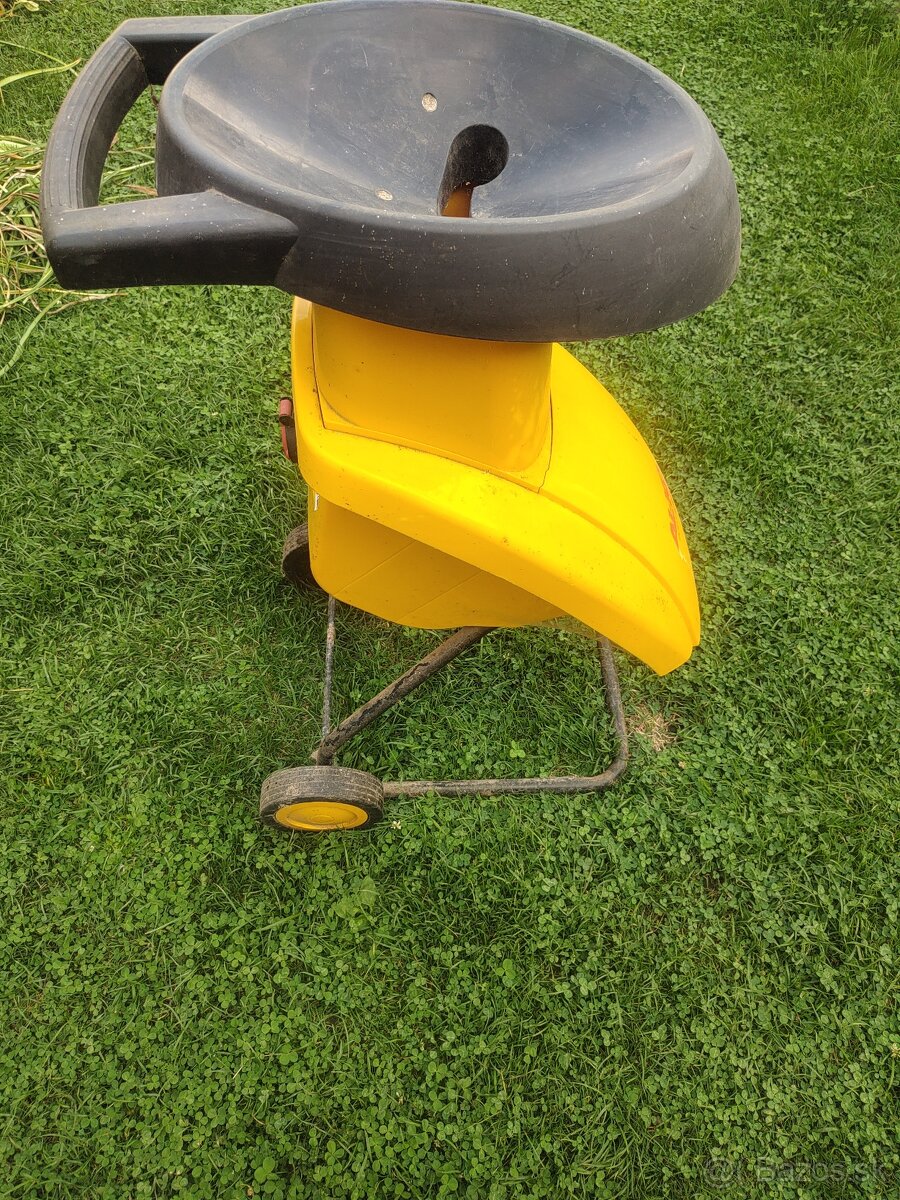 Elektrický drvič ,stiepkovac na konare - 2