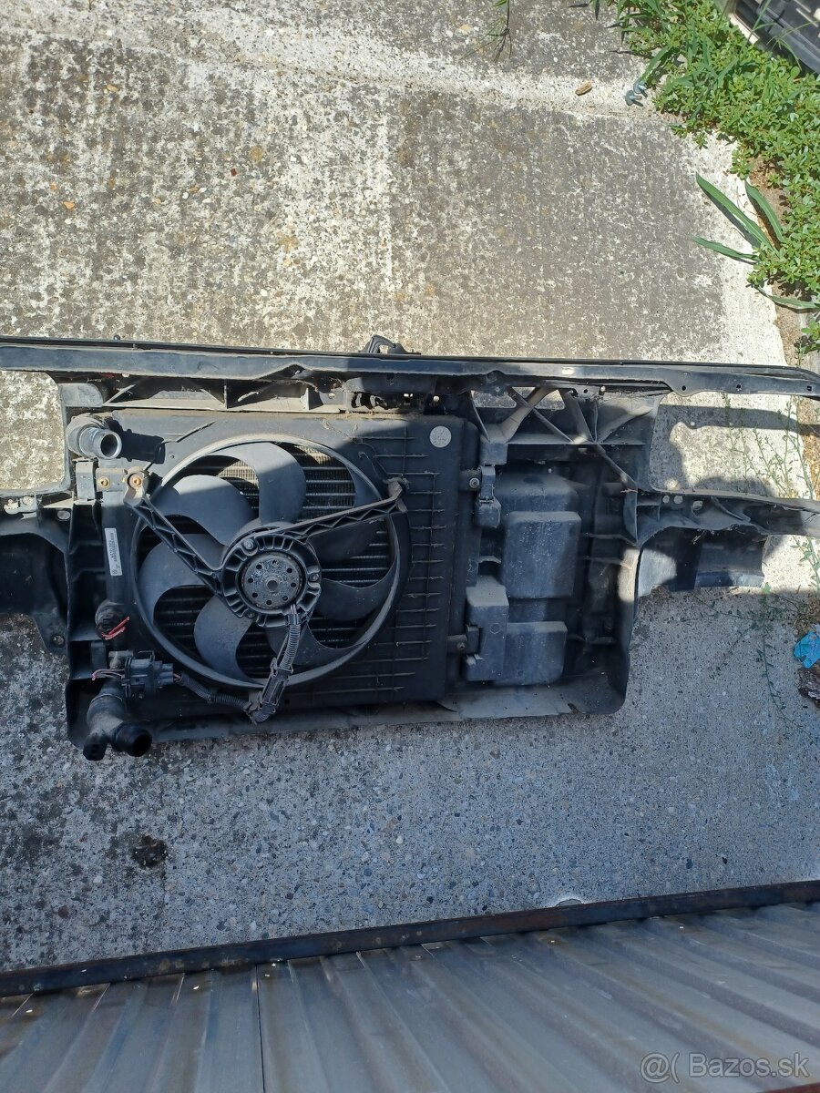 Predám stenu chladičov golf4 1.4 - 2