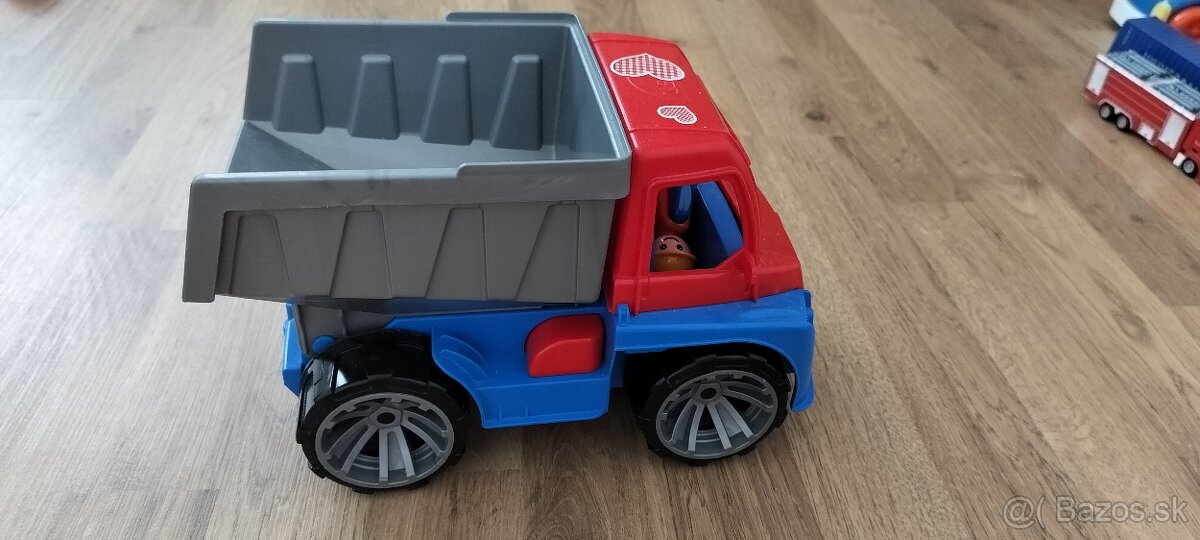 Hračky - autíčka - 2