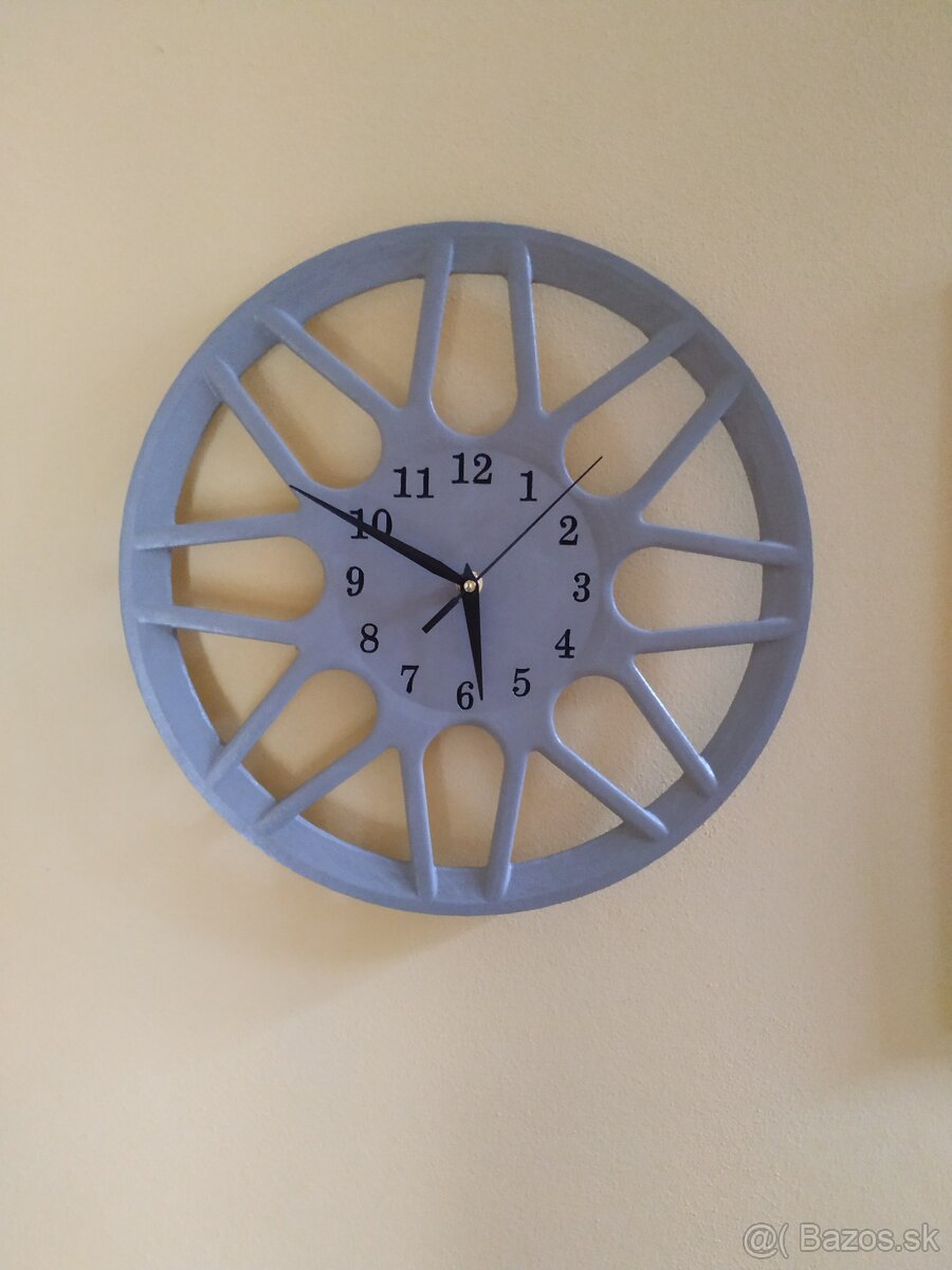 Nástenné hodiny, variant A - 2