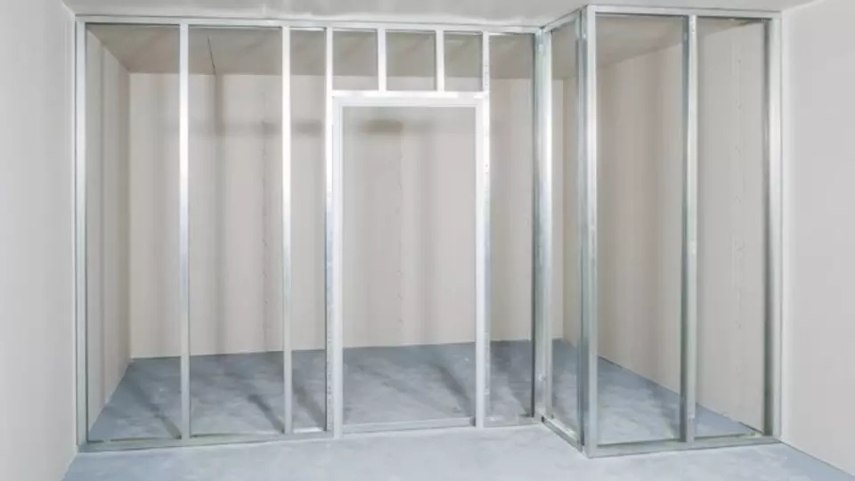 HĽADÁM SKÚSENÉHO SADROKARTONISTU - 2