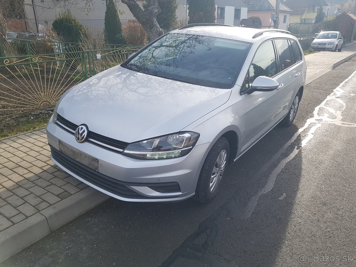 Predám Golf 7 Variant 1,6TDI 85kW manuál - 2