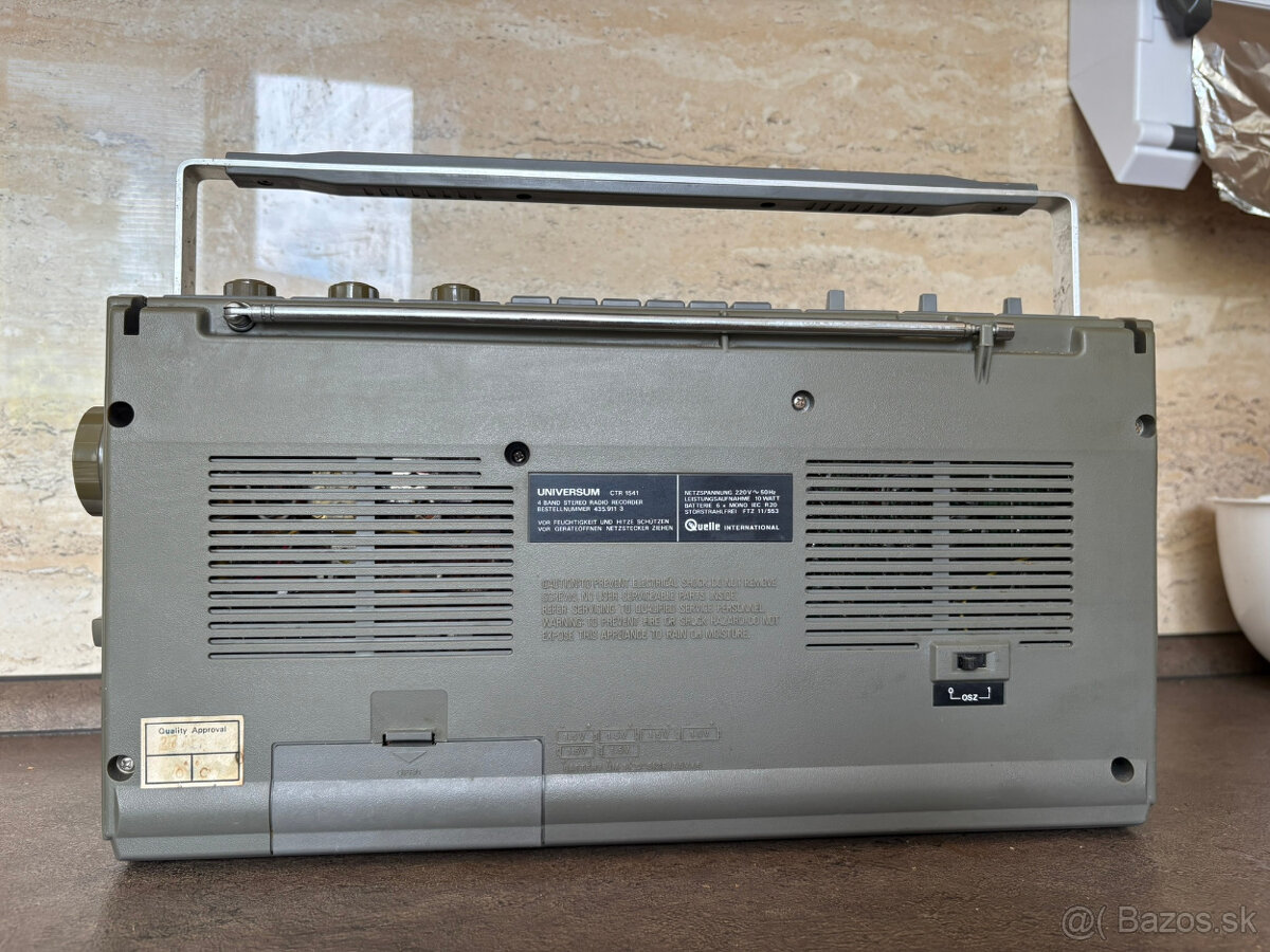 UNIVERSUM CTR 1541 - 2