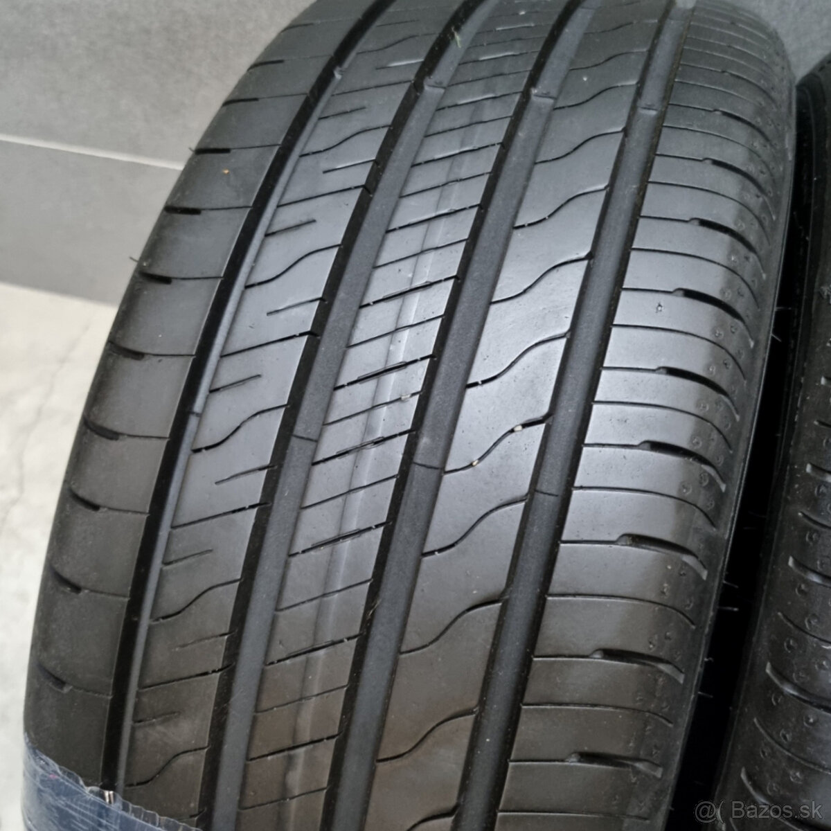 Letné pneumatiky 215/45 R16 GOODYEAR - 2