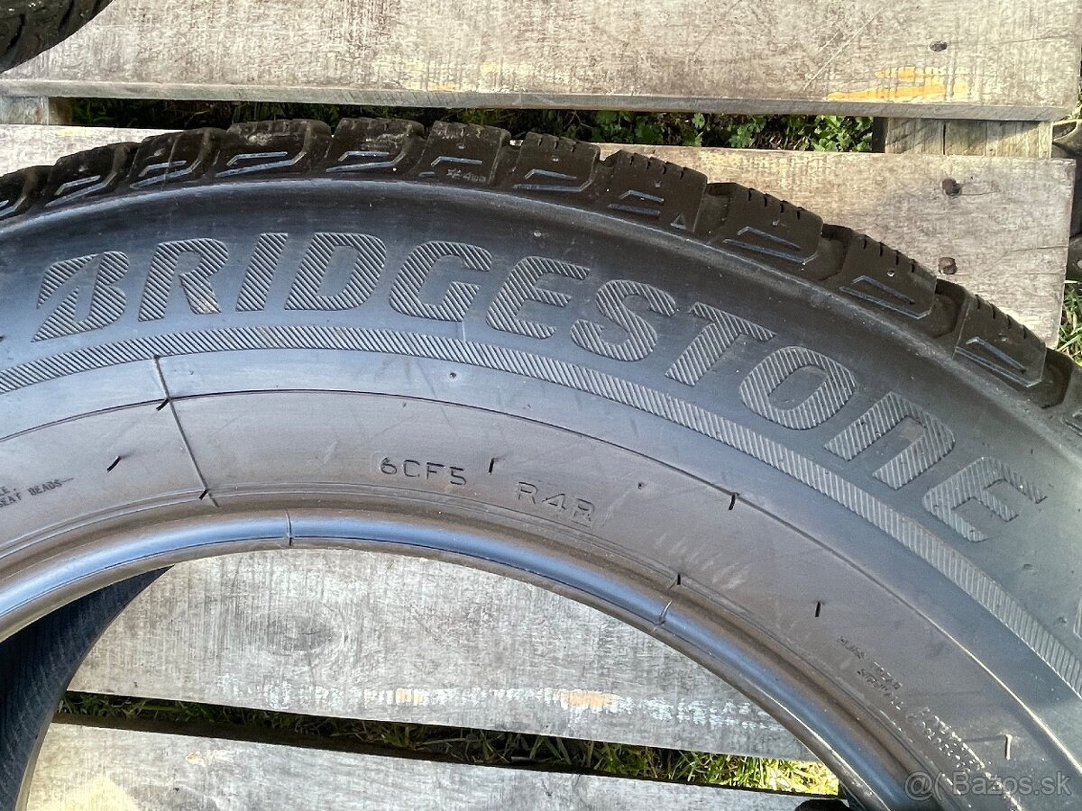 Bridgestone 225/65 R17 zimné - 2