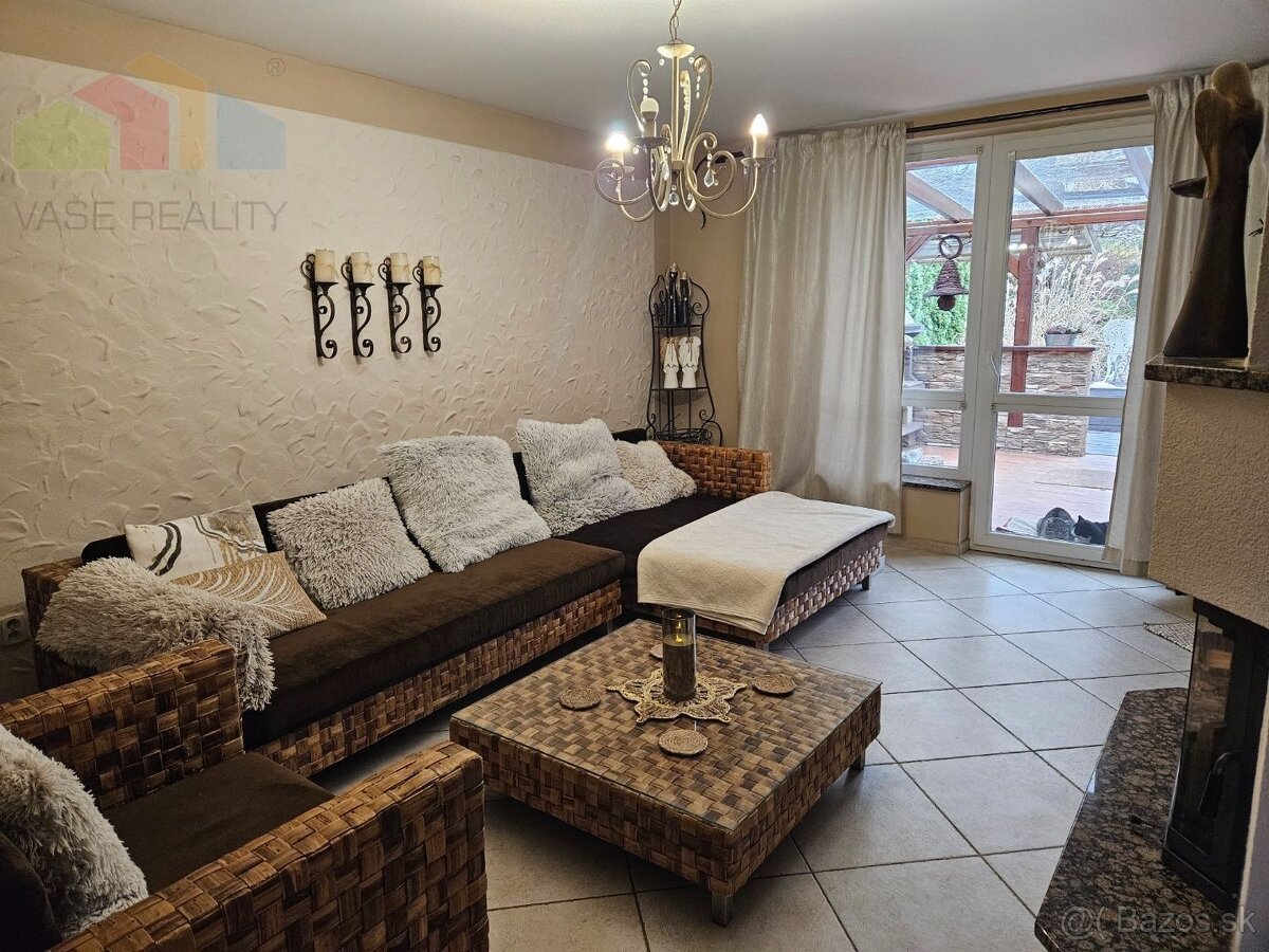 6 izbový rodinný dom v obci Mikušovce , pozemok 1048 m2 - 2