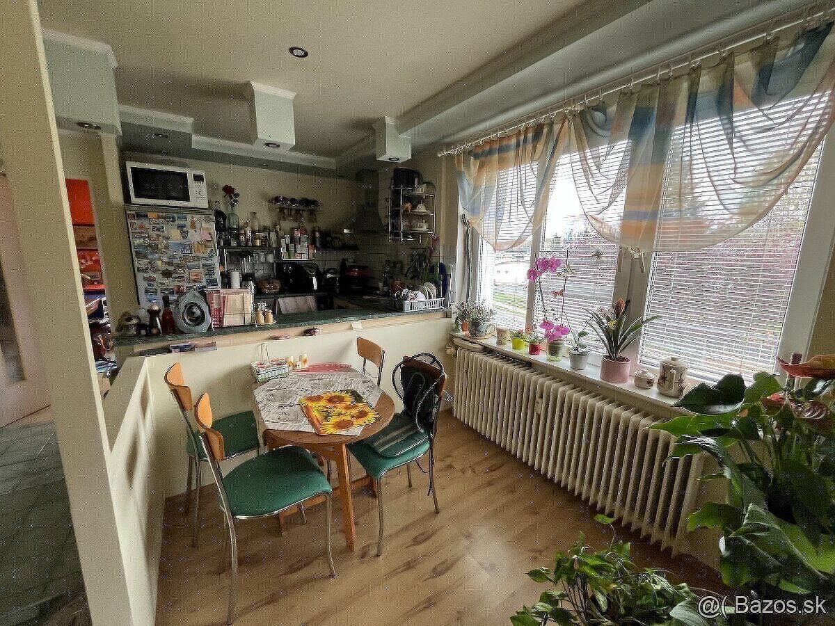 🌿 Svetlý 3-izbový byt s veľkým balkónom – Opatová, Lučenec - 2