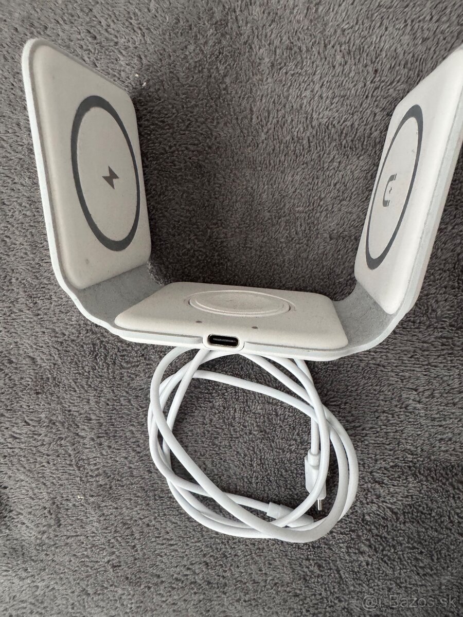 Nabijacka na telefon - 2